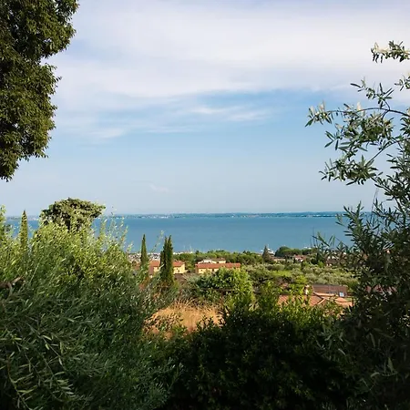 Residenza Elena Apartmán *